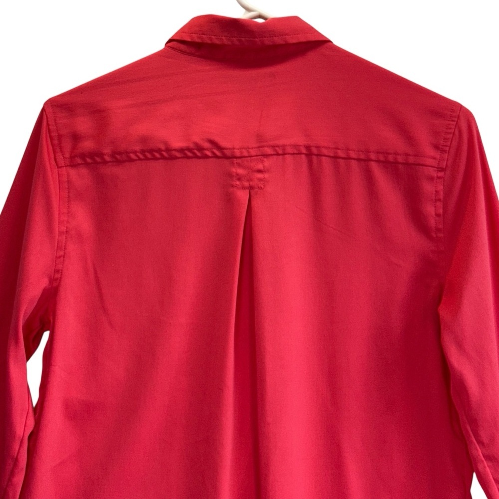 American Eagle Women’s Geranium long sleeve button down top
Size S/P - Picture 7 of 11